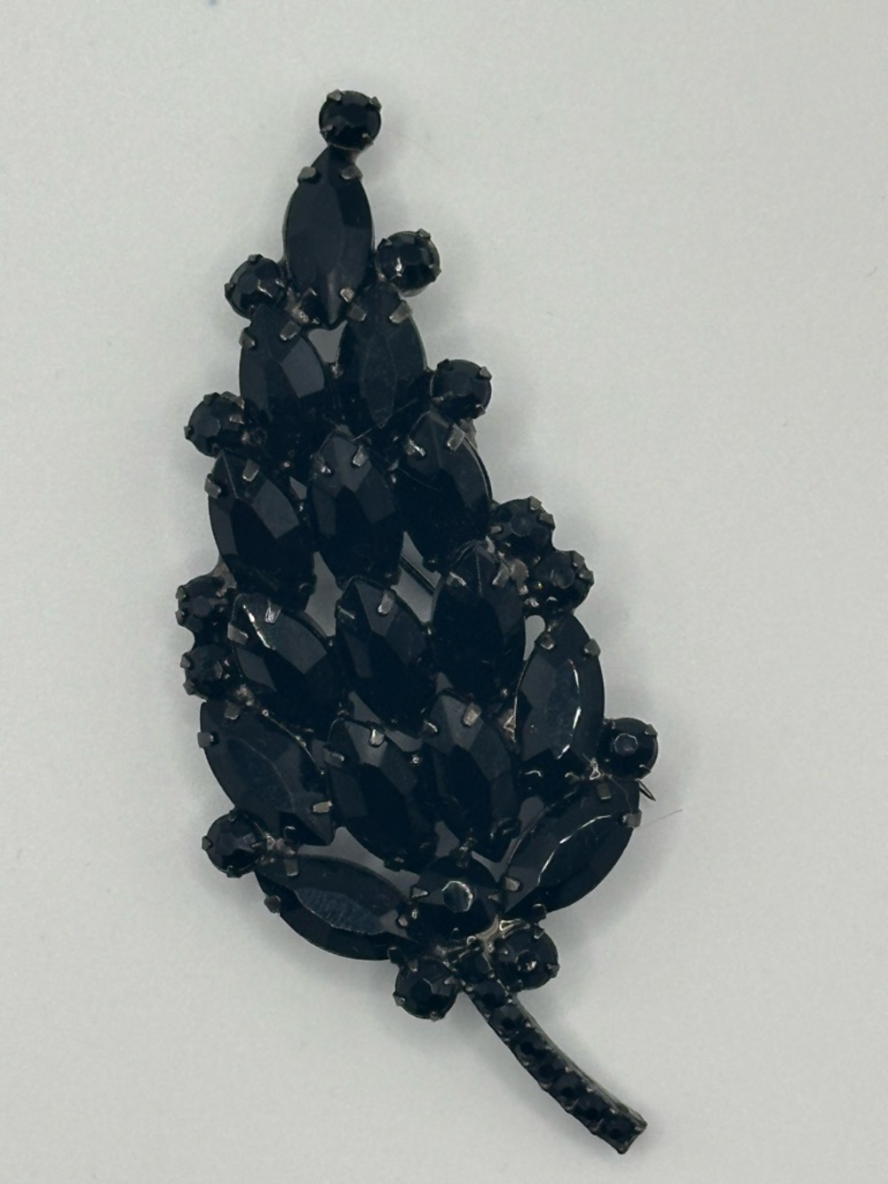 Vintage Verified Juliana d&e Black Crystal Leaf Brooch ref#215